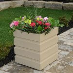 Fargo planters in use